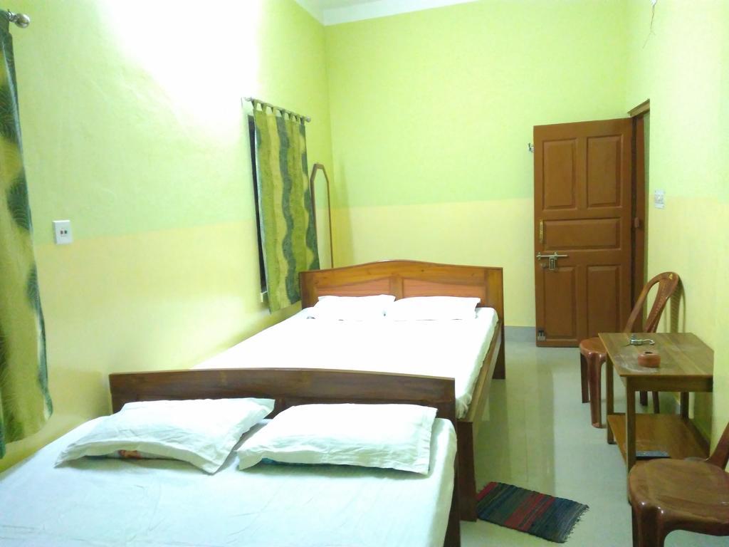 India Tours Only Kavita Guest House ボルプル エクステリア 写真