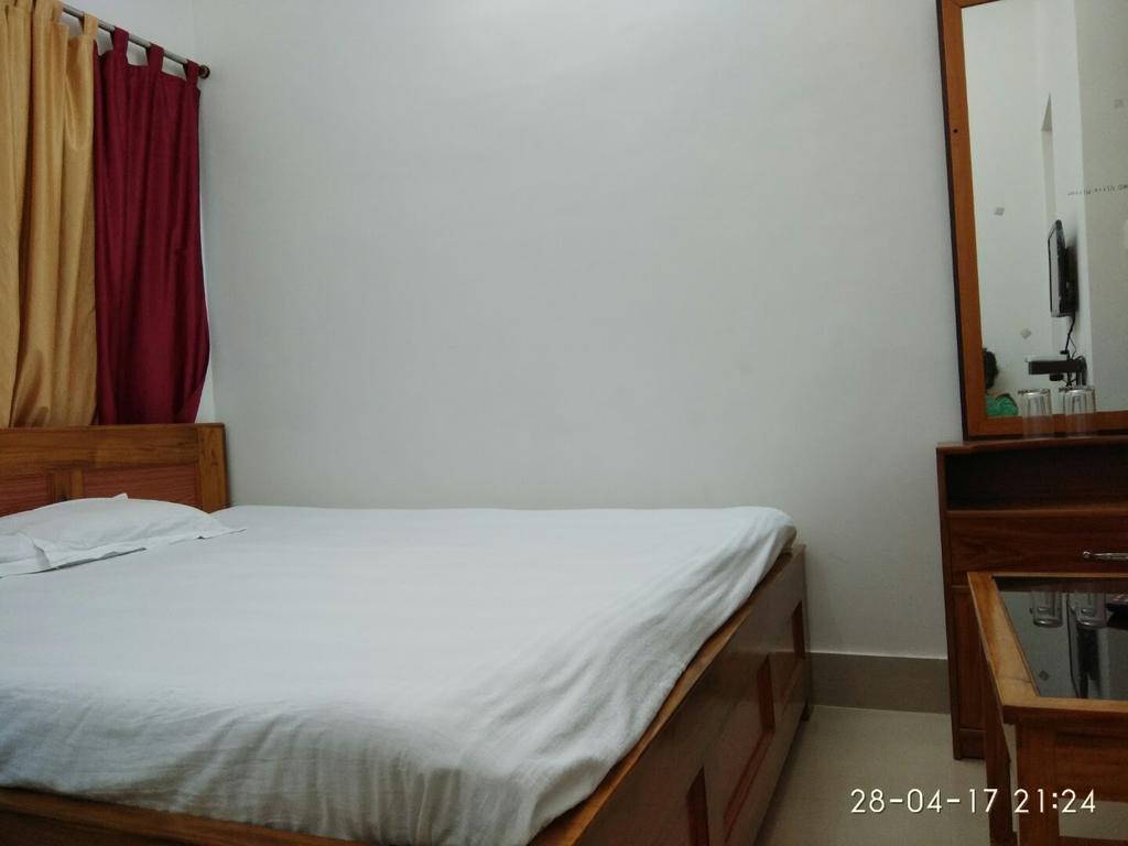 India Tours Only Kavita Guest House ボルプル エクステリア 写真